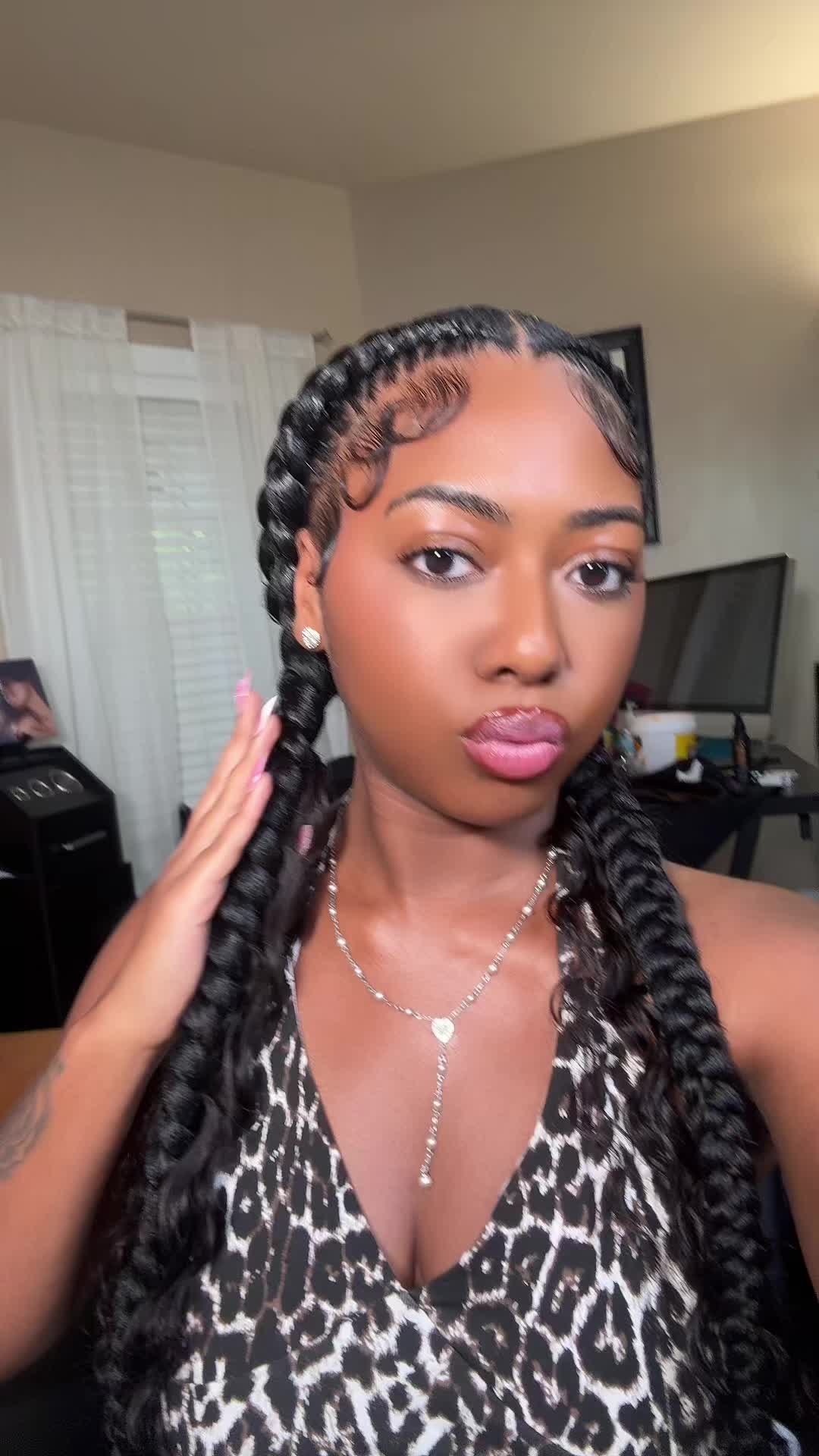 @Meekianaaa