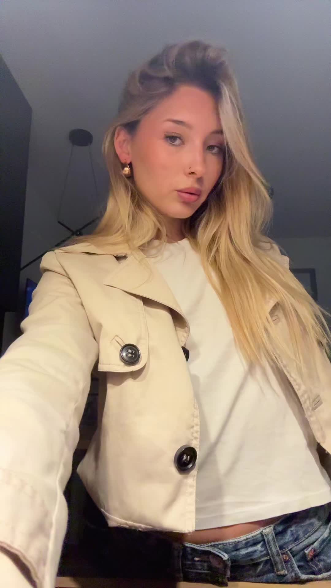 @Julss
