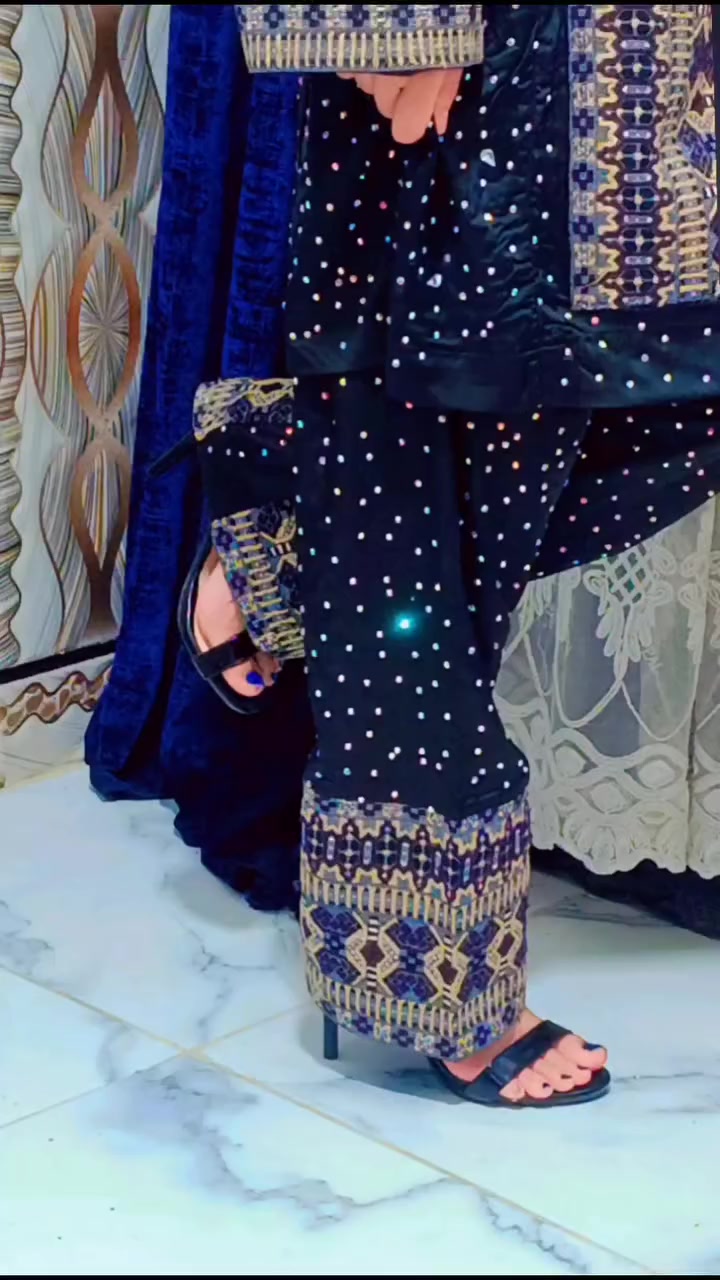 @🦋⃟⃟ ͥ ͣ ͫ نازش ماشکیلی👰࿐