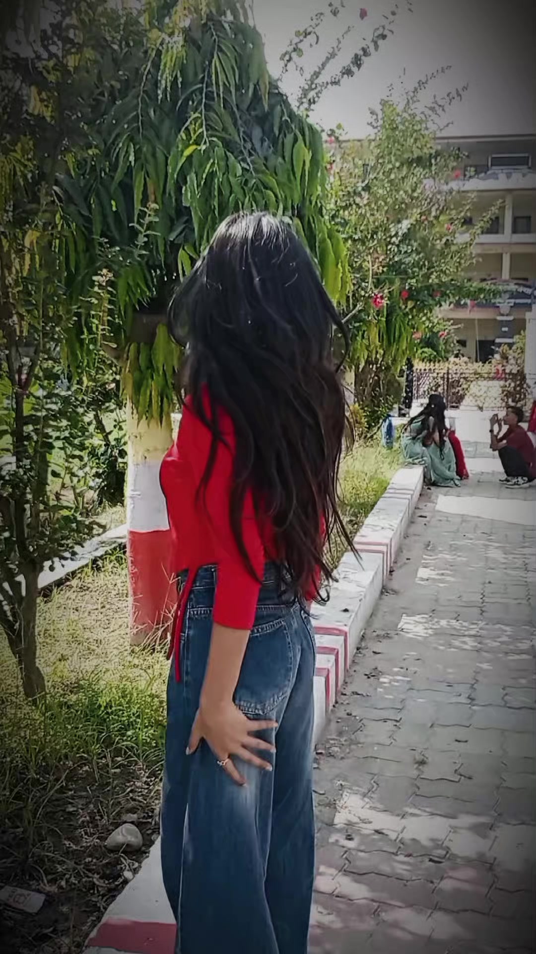@rakhi thakur🌸🕊️