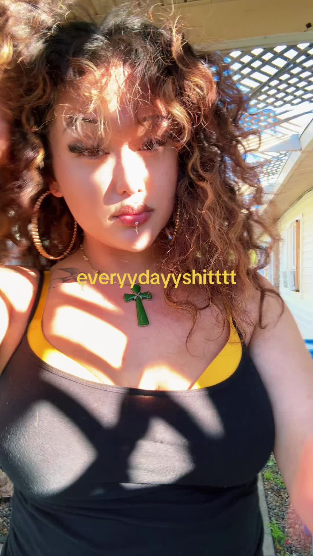@yowhothehelliskai