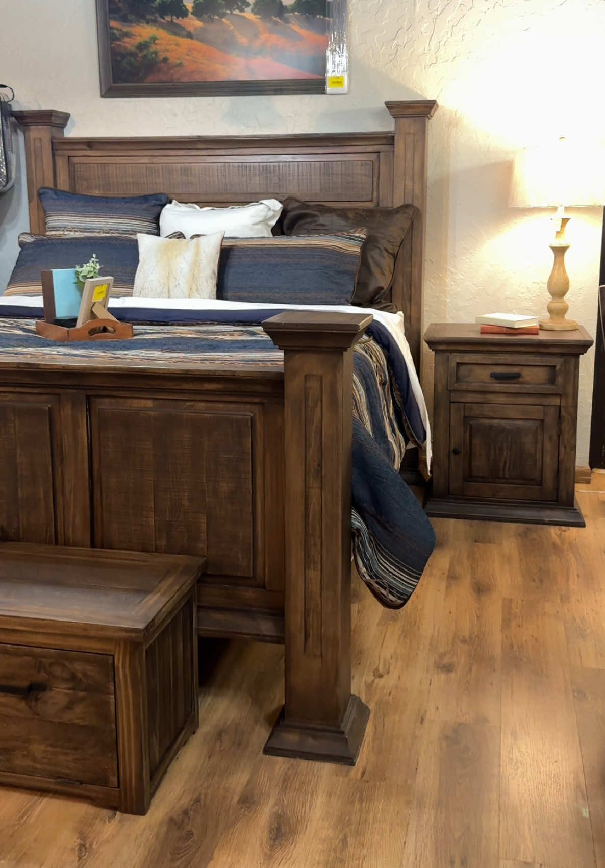 @RusticFurnitureDepot