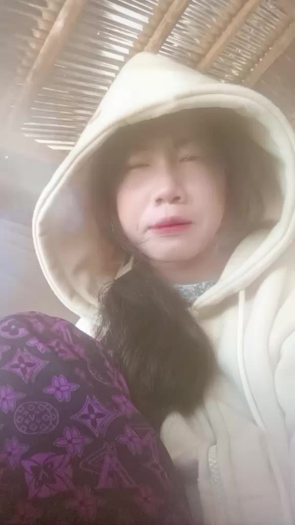 @ក្មេង អត់ល្បី✌️❣️