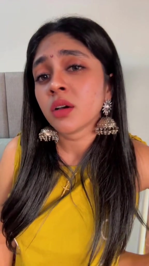 @iammonica