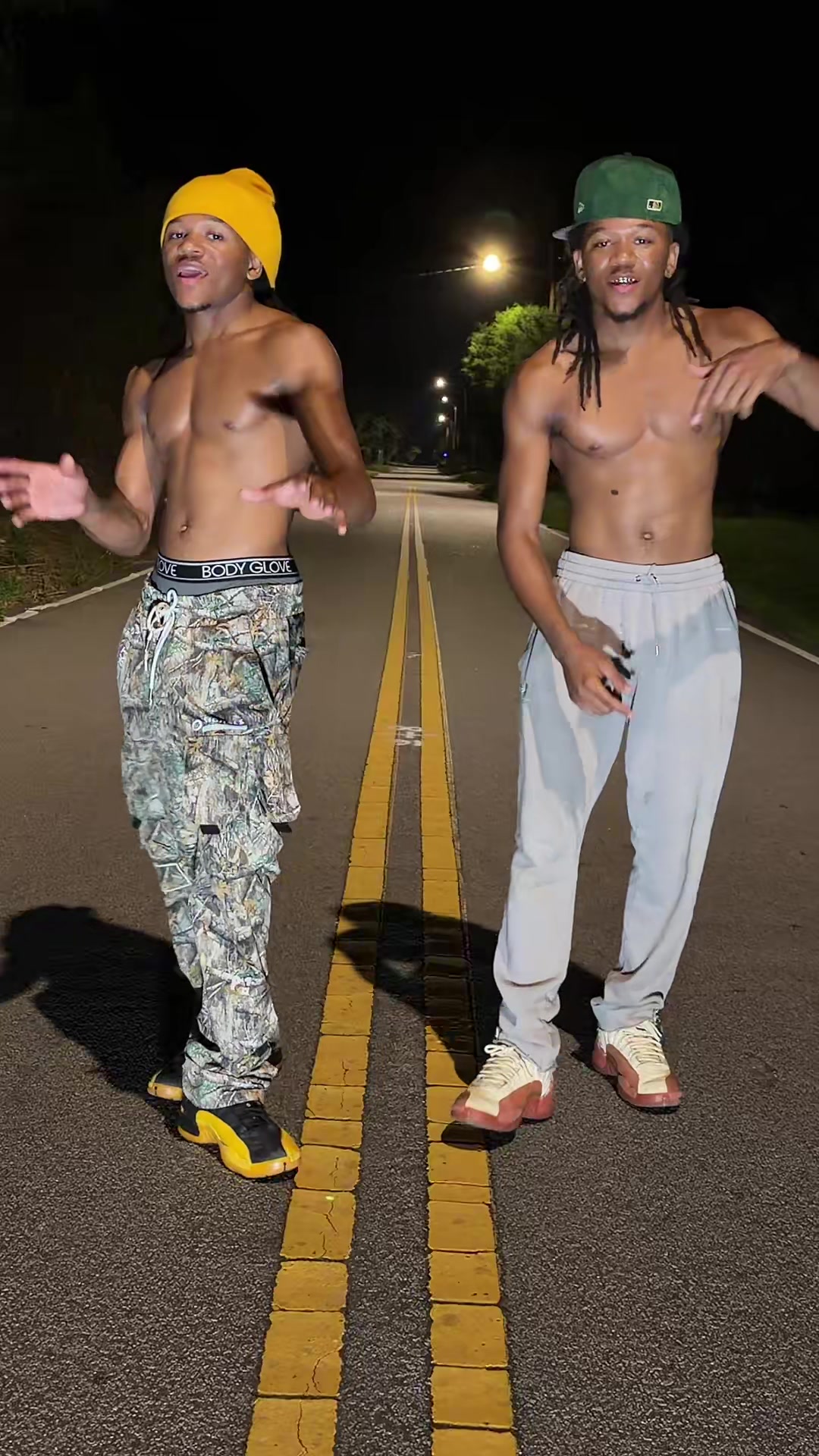 @Ghettotwins_