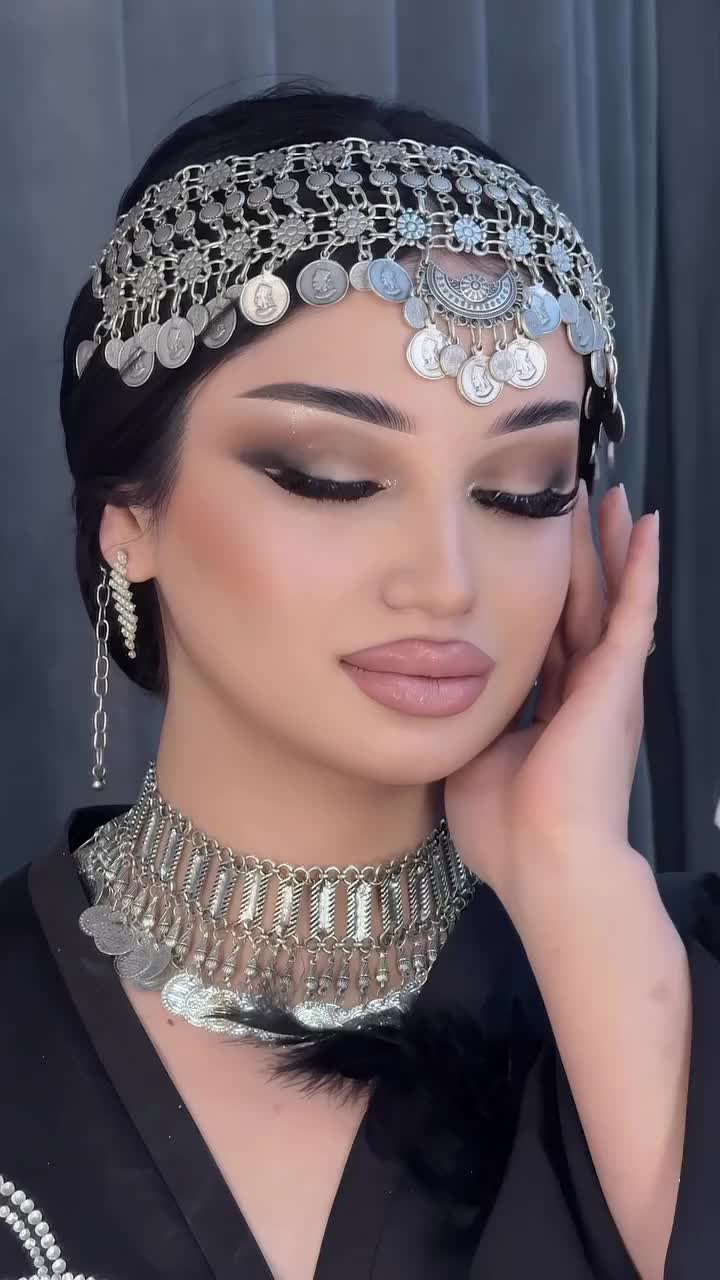 @Queen