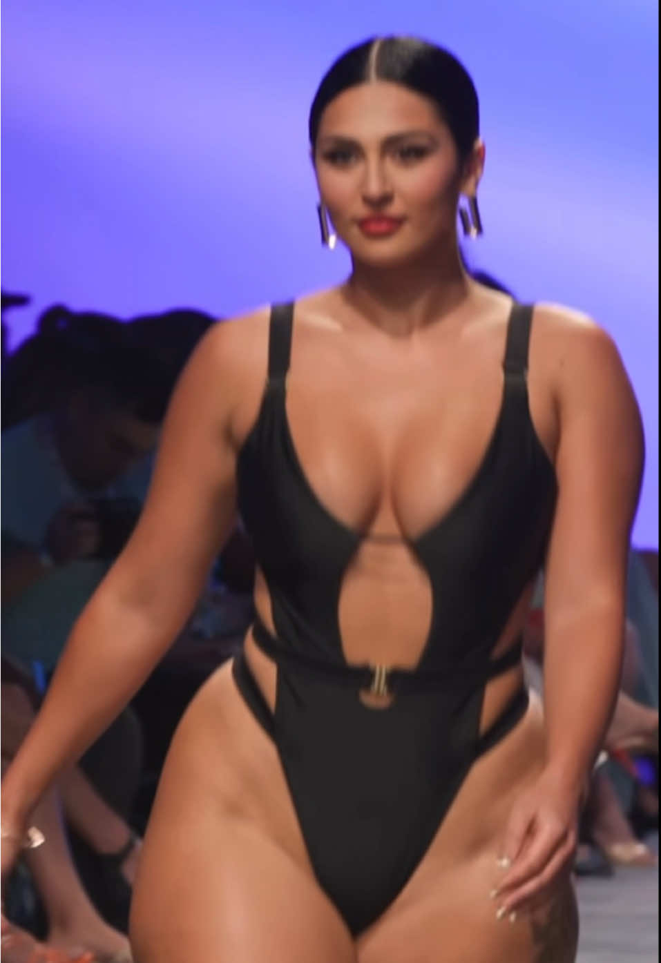 @Womenwalkingaway
