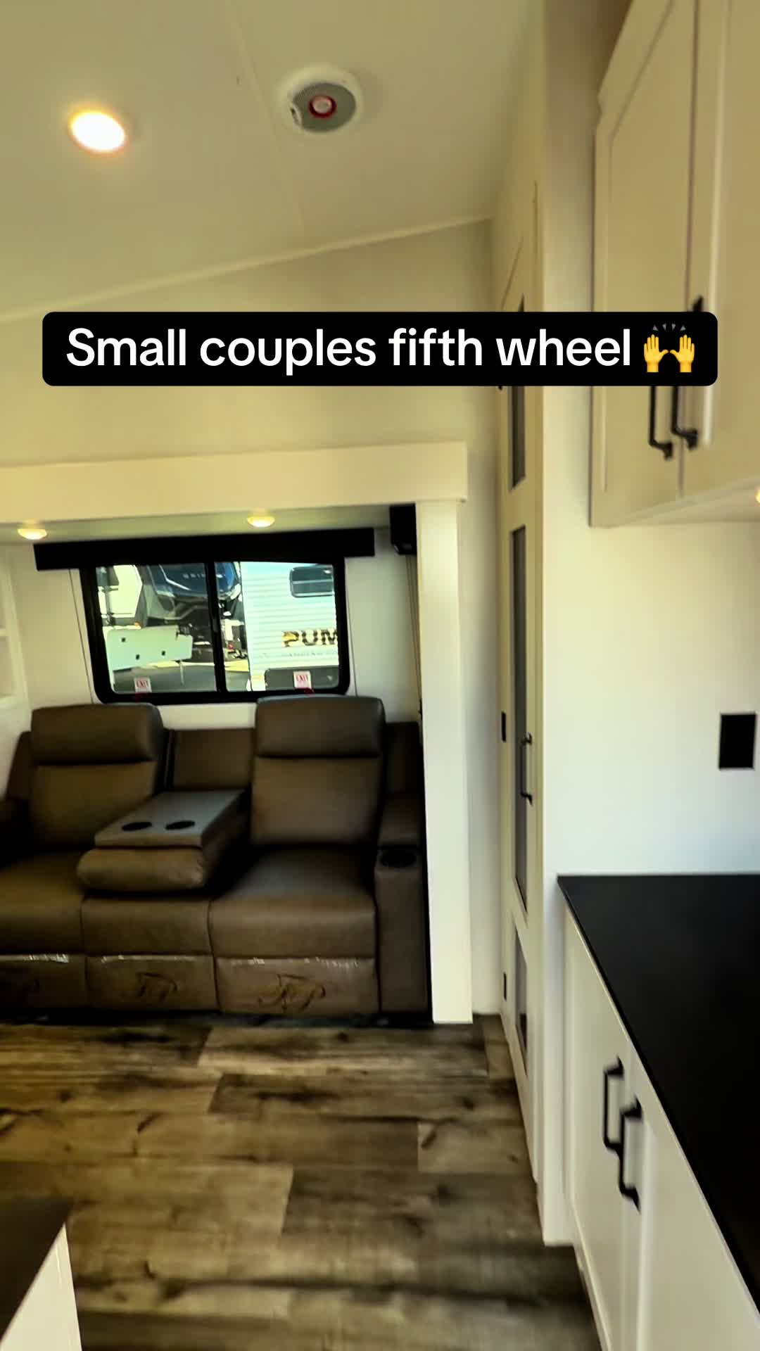 @Angel Sells RVs