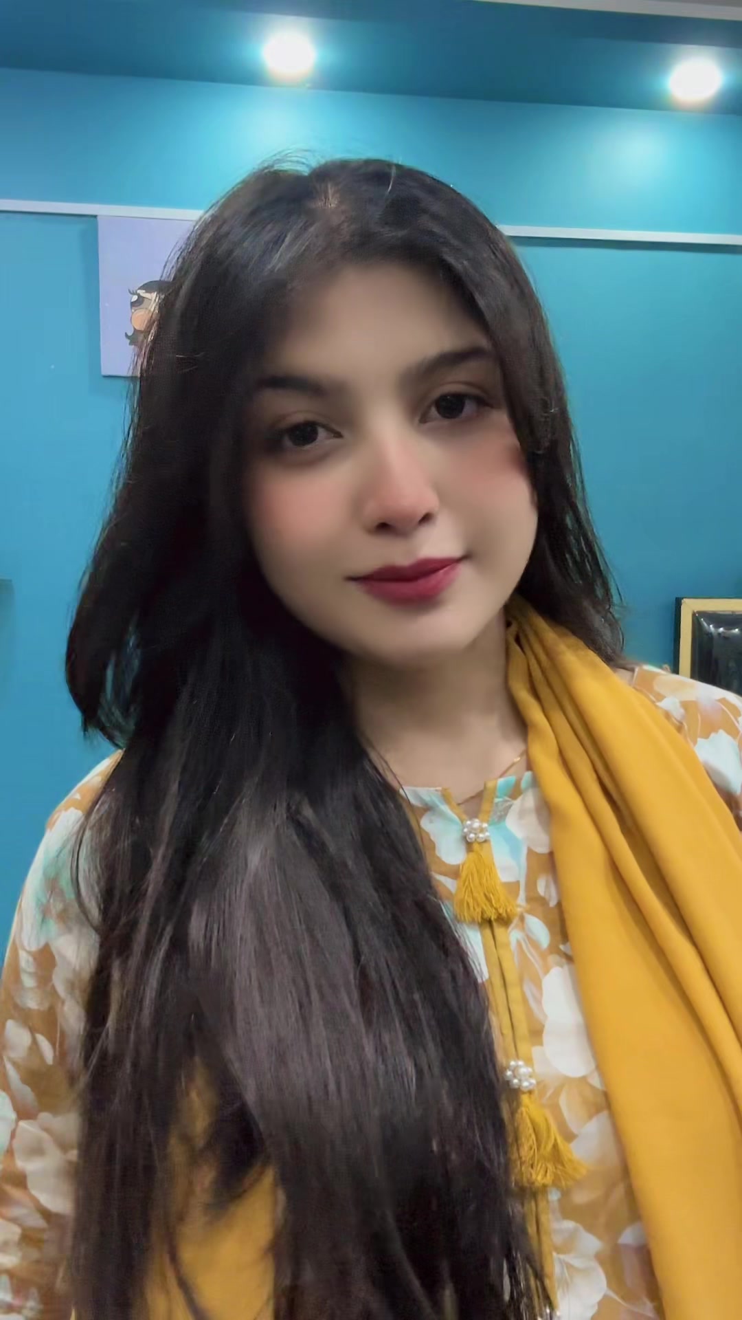 @Munisha Khan🕊️