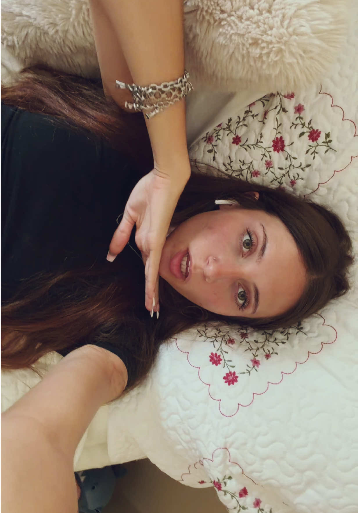 @bellarchacon