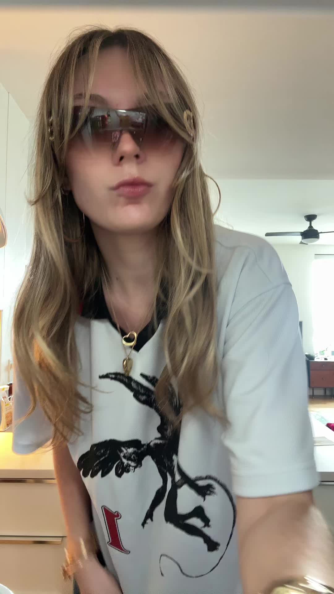 @M