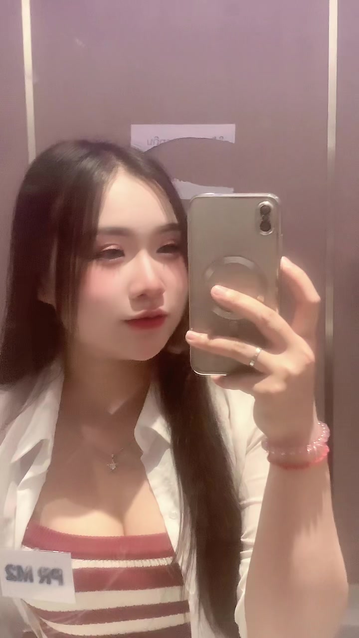 @ຊື່ເມ(สาวลาว)🇱🇦