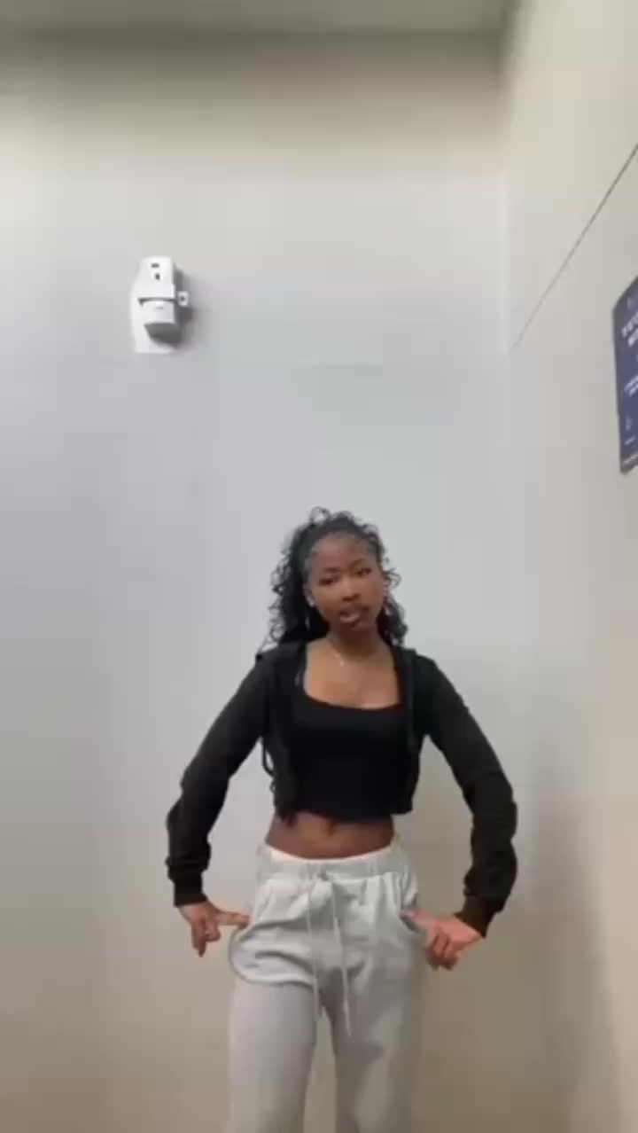 @girlie.baatsi
