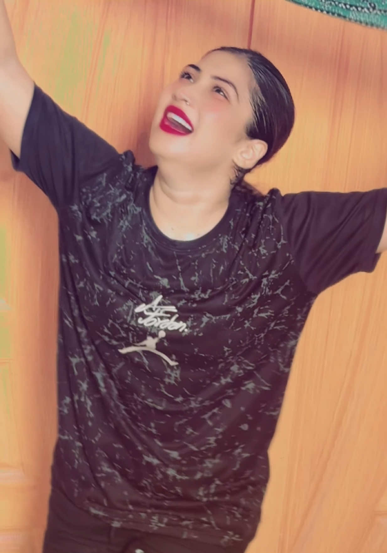 @Mahii_💔_Khan