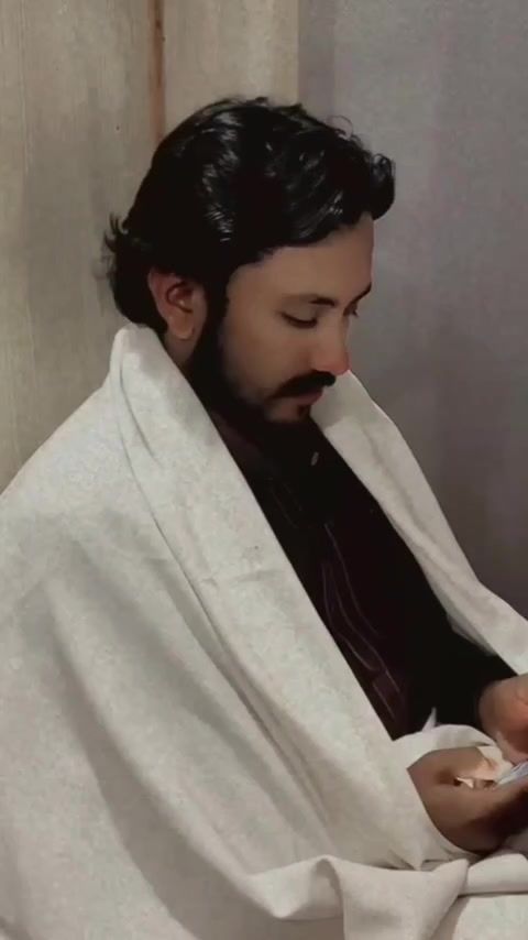 @ح م ز ہ ☠️🦁