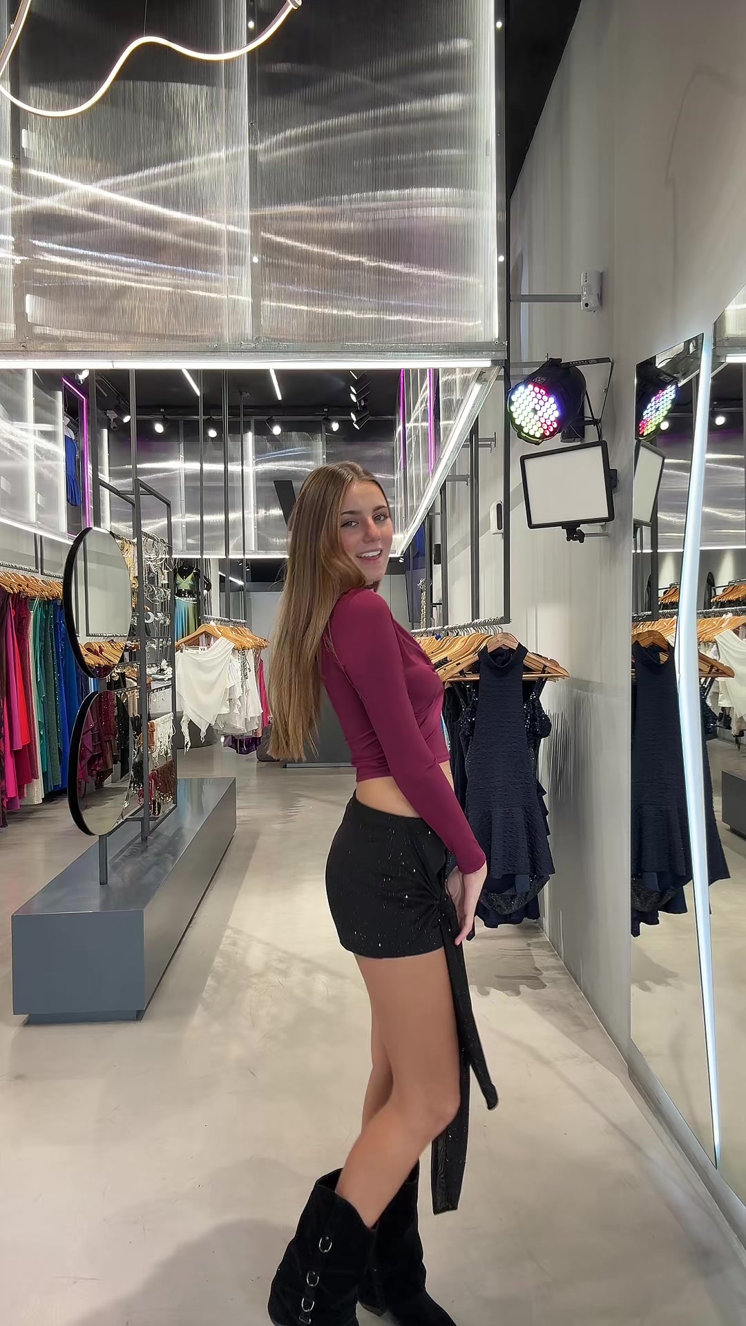 @AV