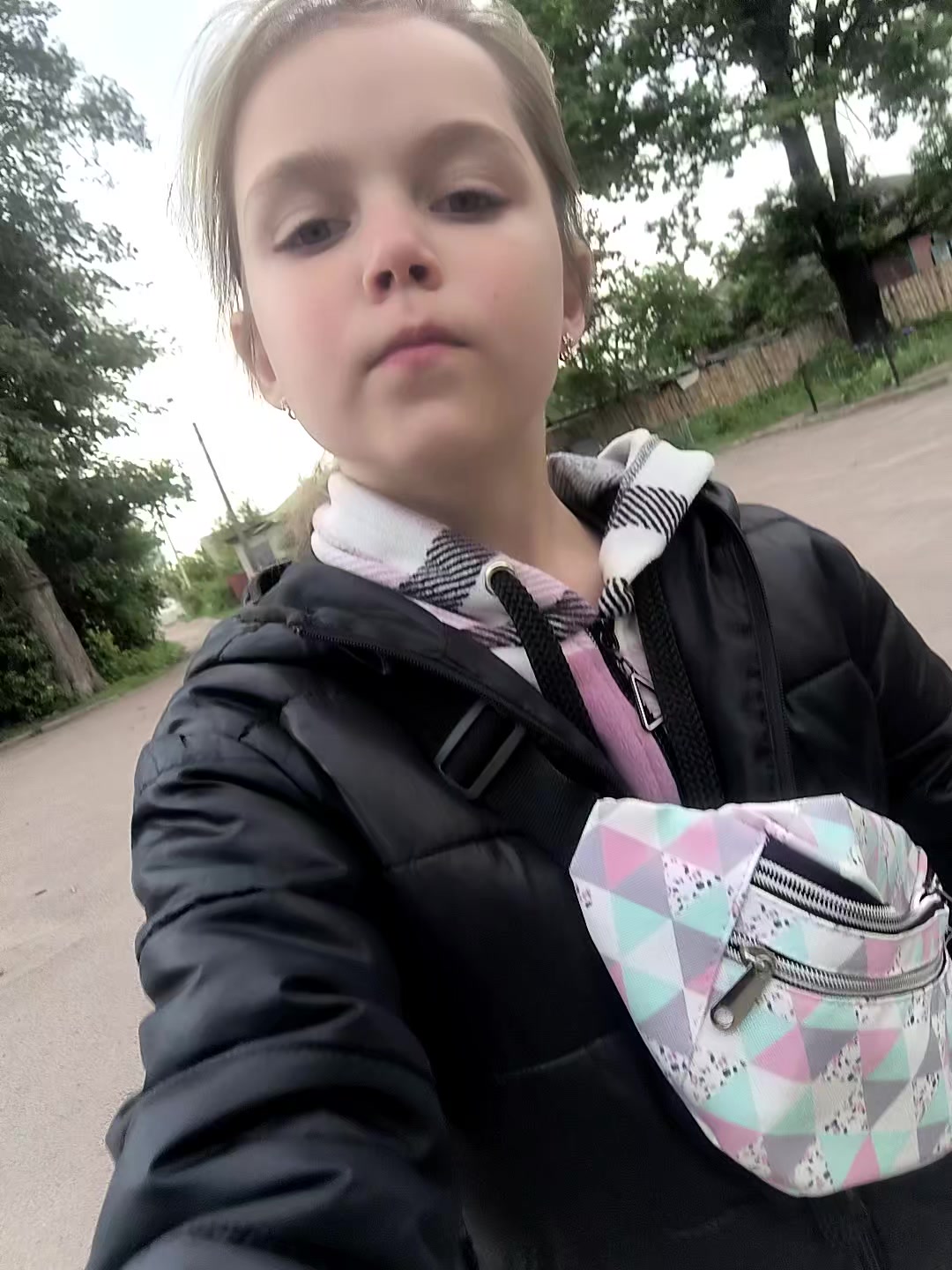 @Ілонеса