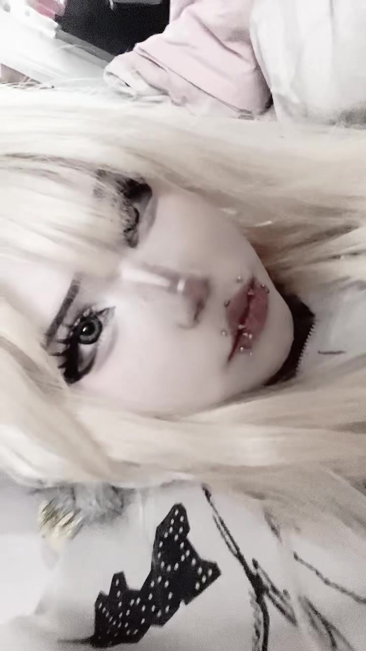 @Layla♡&acute;･ᴗ･`♡