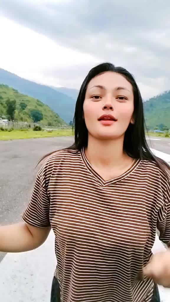 @Ni..Ru😘