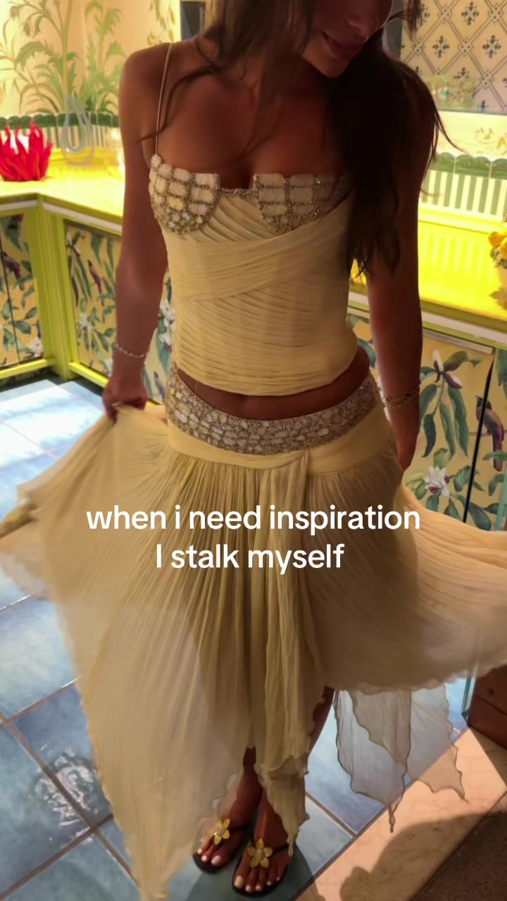 @Reina Aris