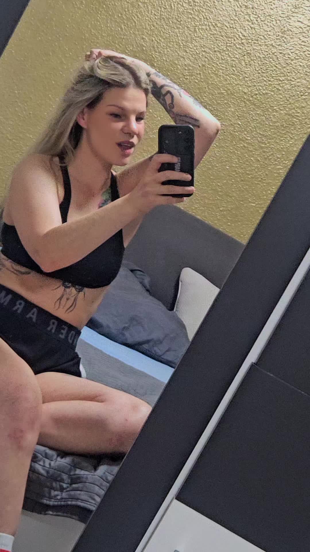 @Maryjane ⚢