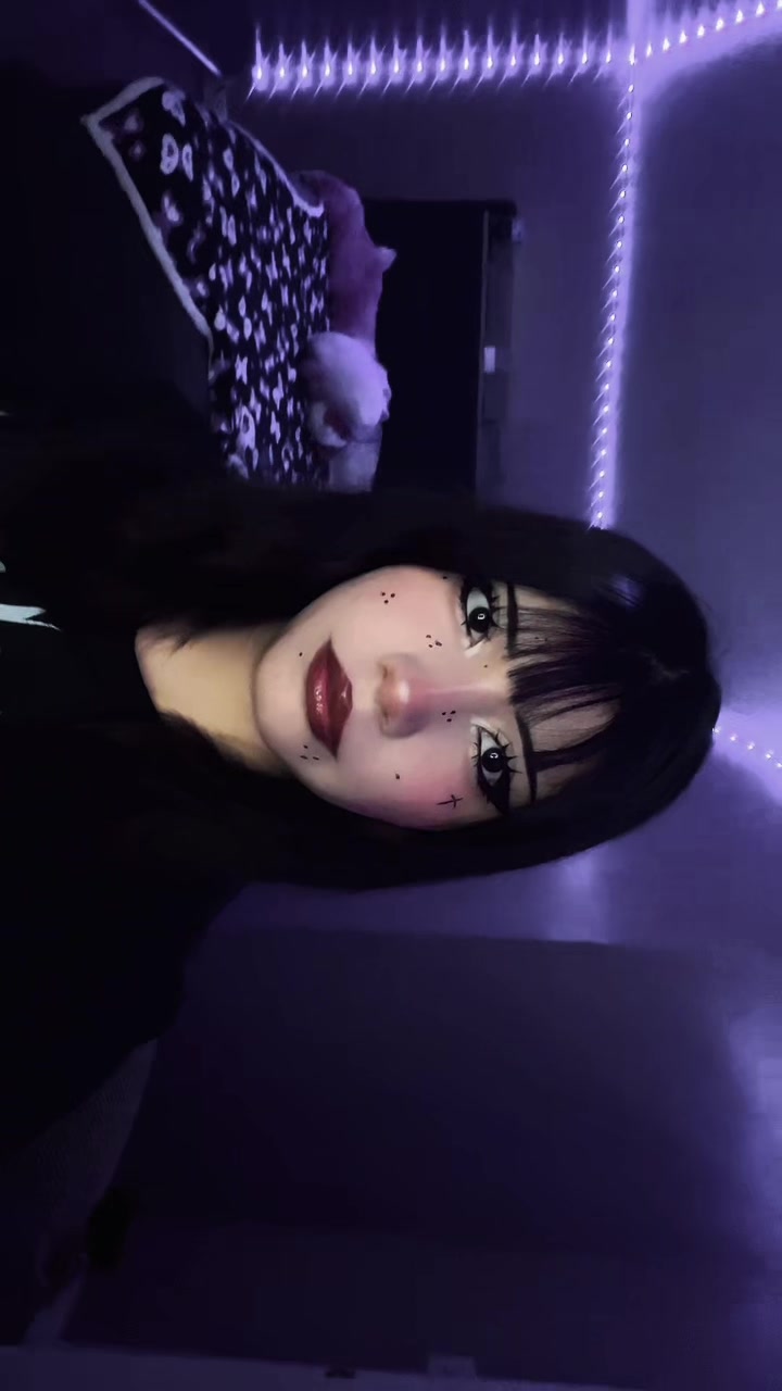 @(๑&macr;◡&macr;๑)♡ Vianny [🕶️]