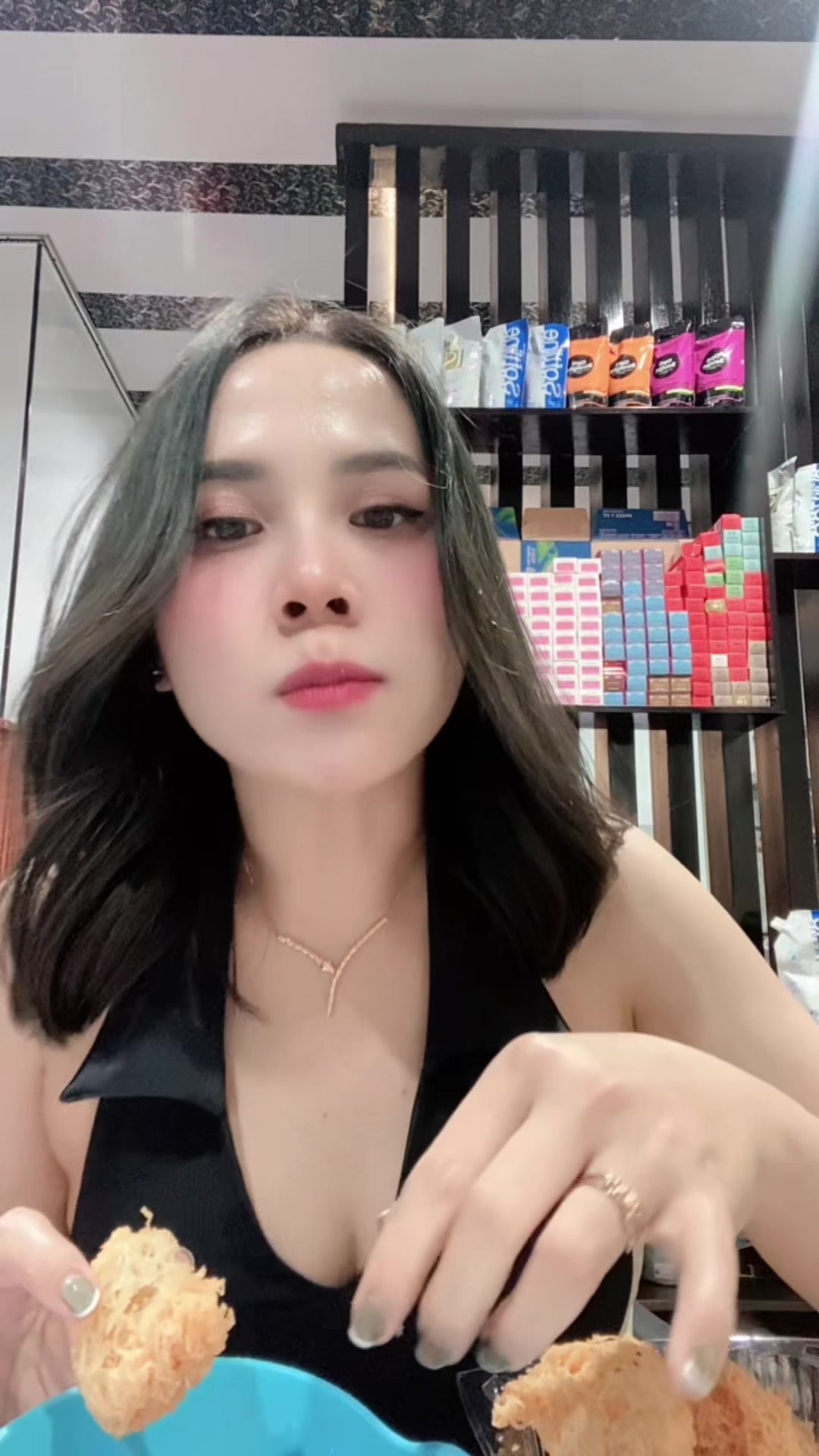 @Regina Wayan Salon