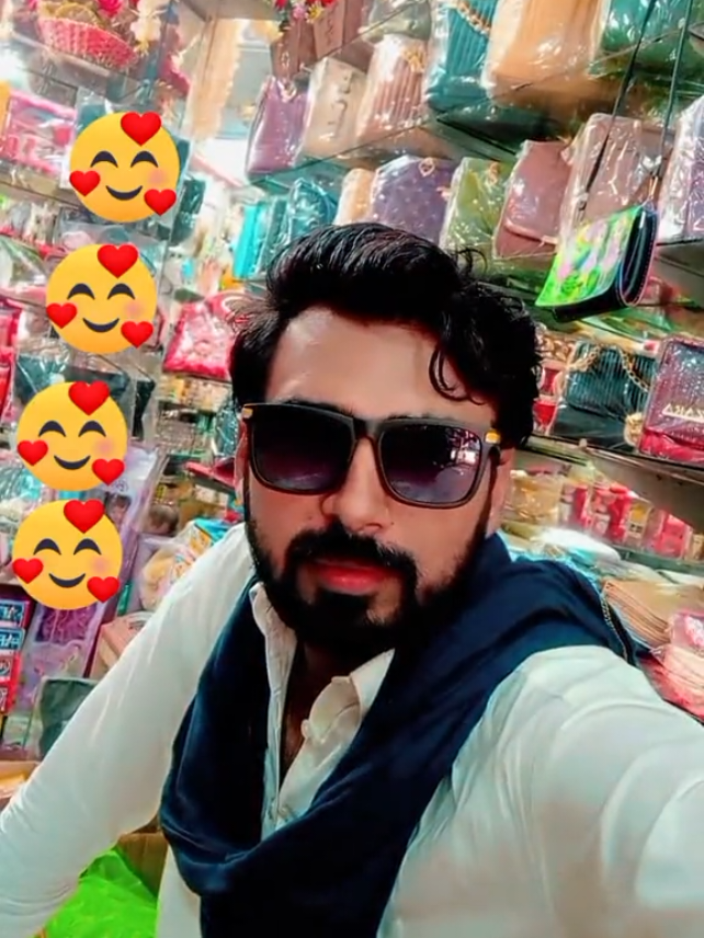@𝗠𝗮𝗻𝗶 𝗚𝘂𝗻𝗷𝗶𝗮𝗟