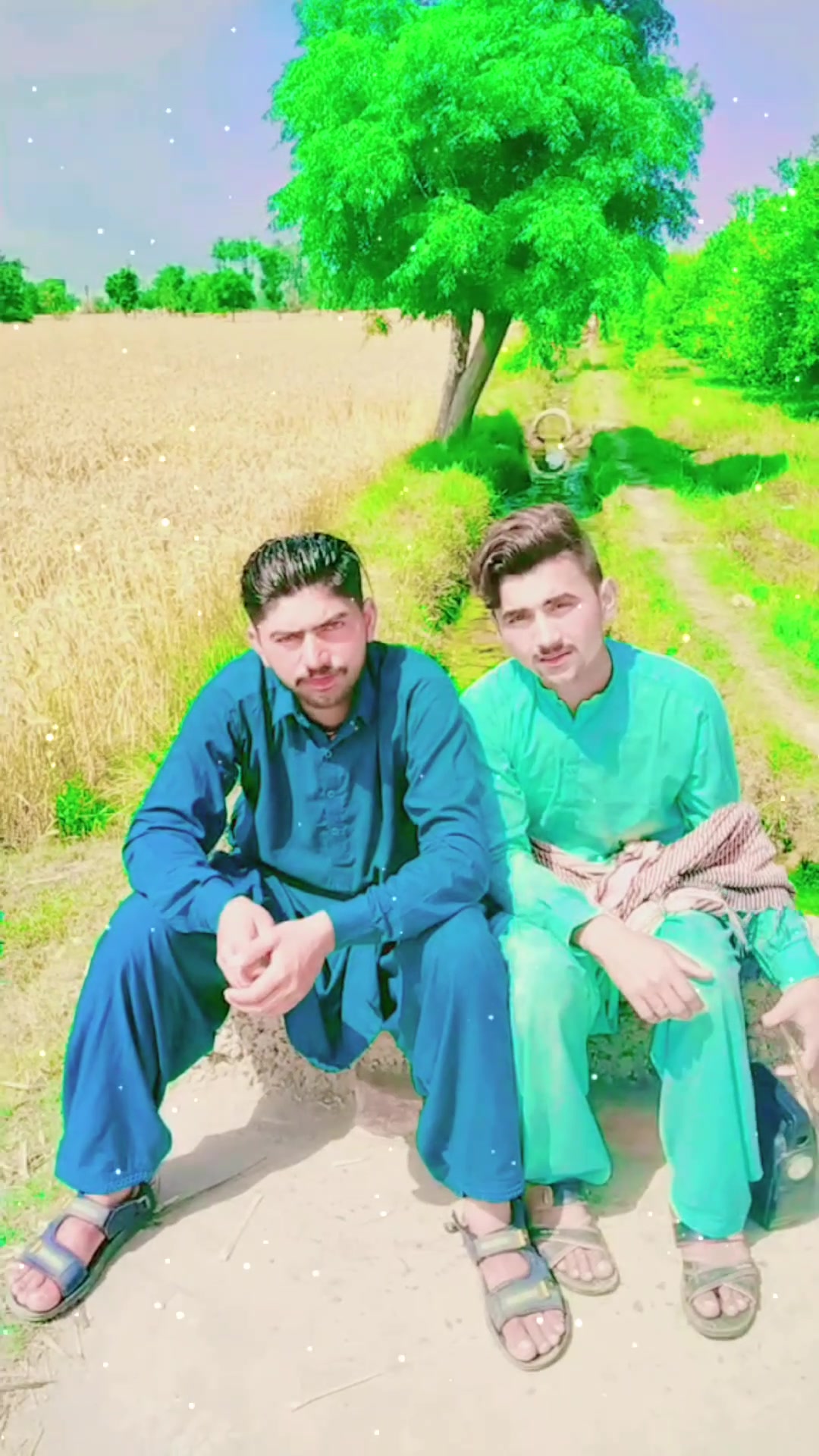 @Mujhaid 💞💞💞💙💙💙