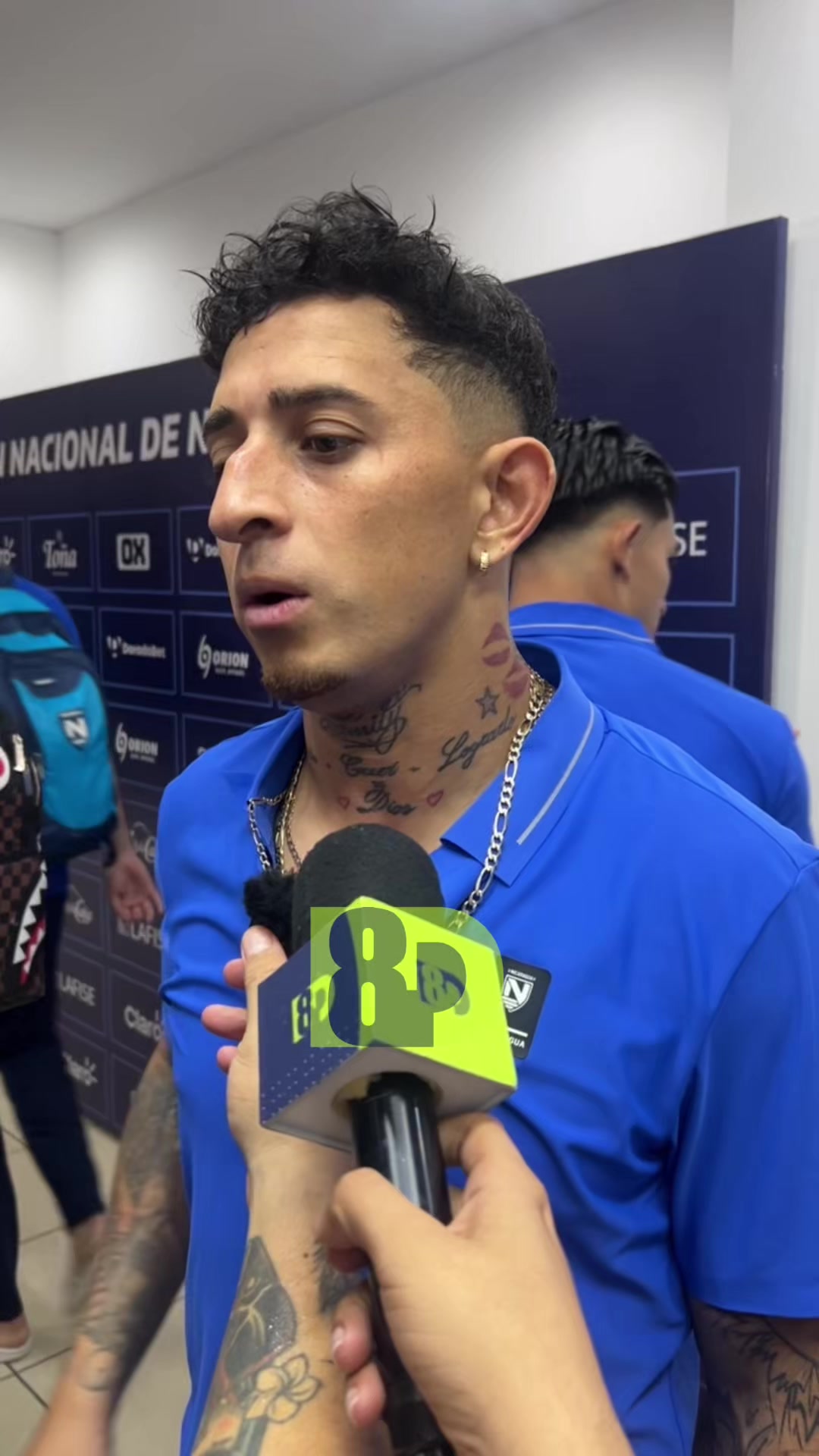 @8 Deportivo