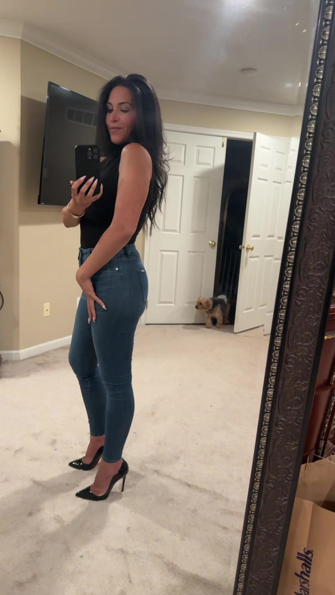 @👑 HK 🦋🧿