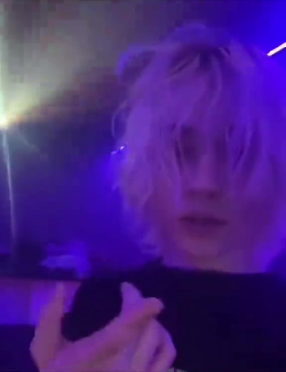 @doomscrolla