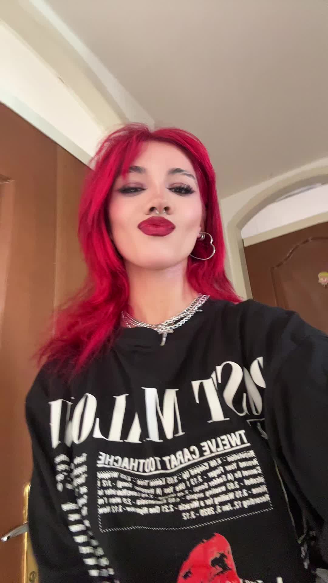 @hellxxrz