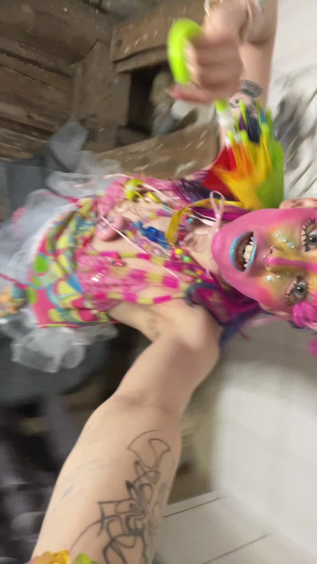 @weirdlywelldressed