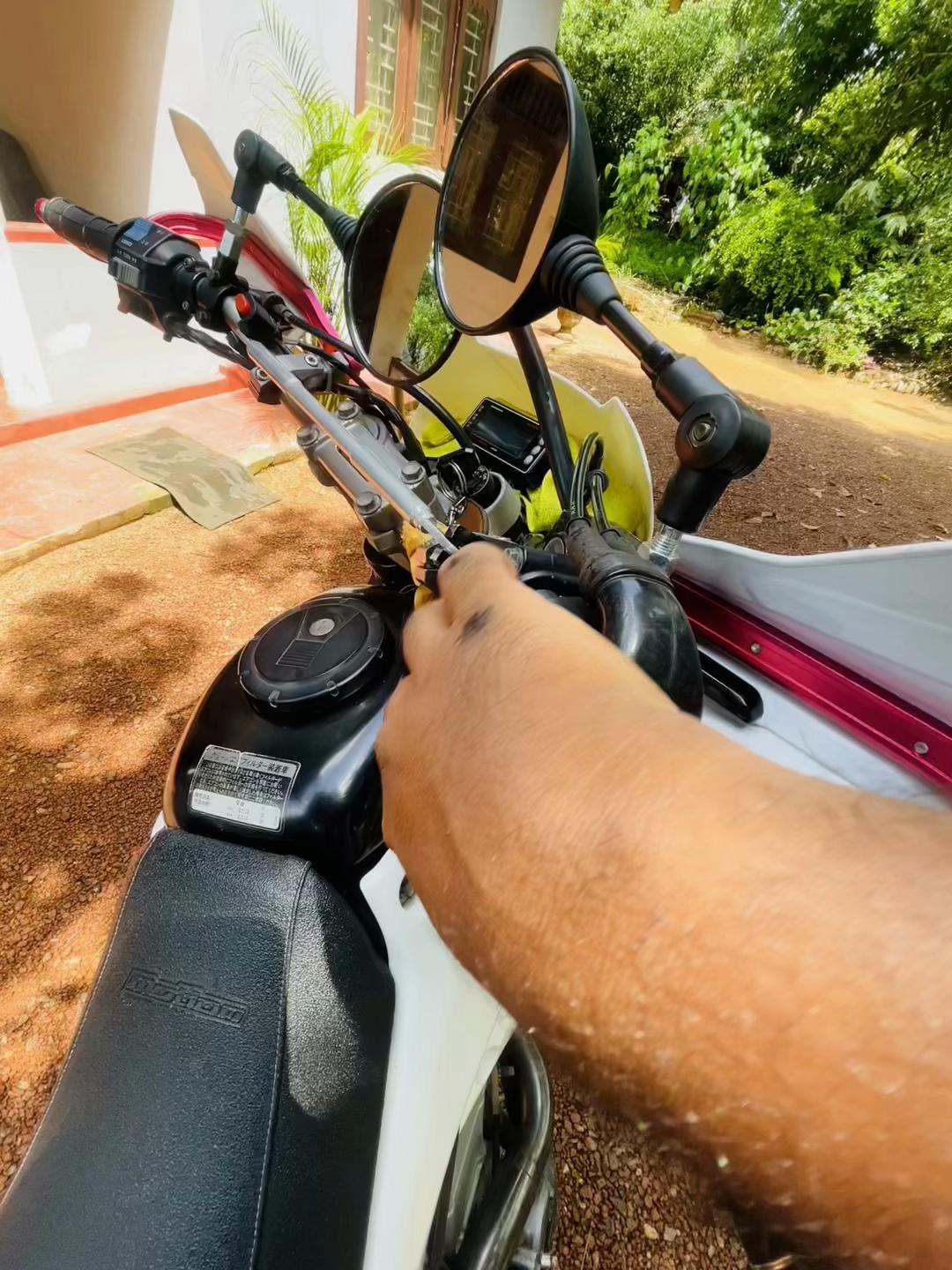 @Saliya Aravinda🇱🇰