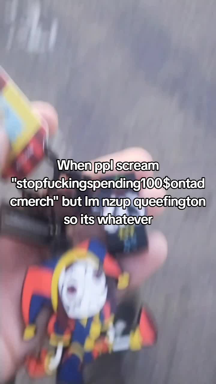 @⃟