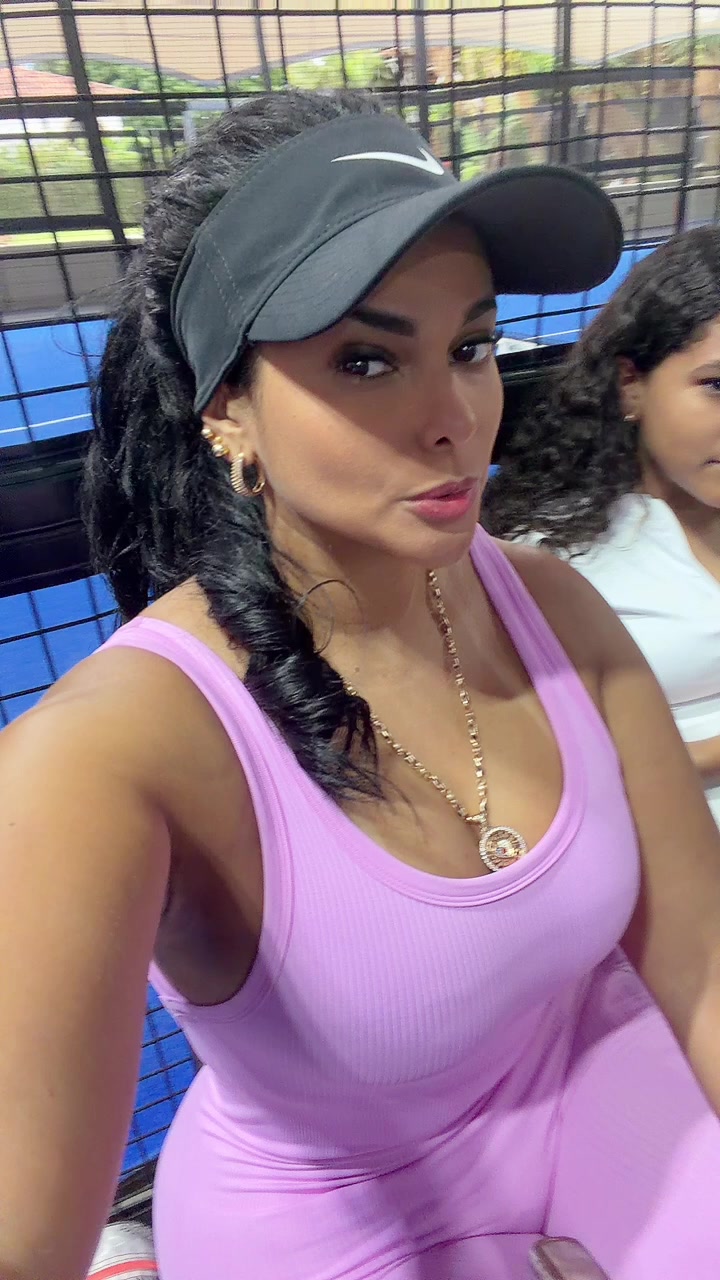 @Antonellaperlaza