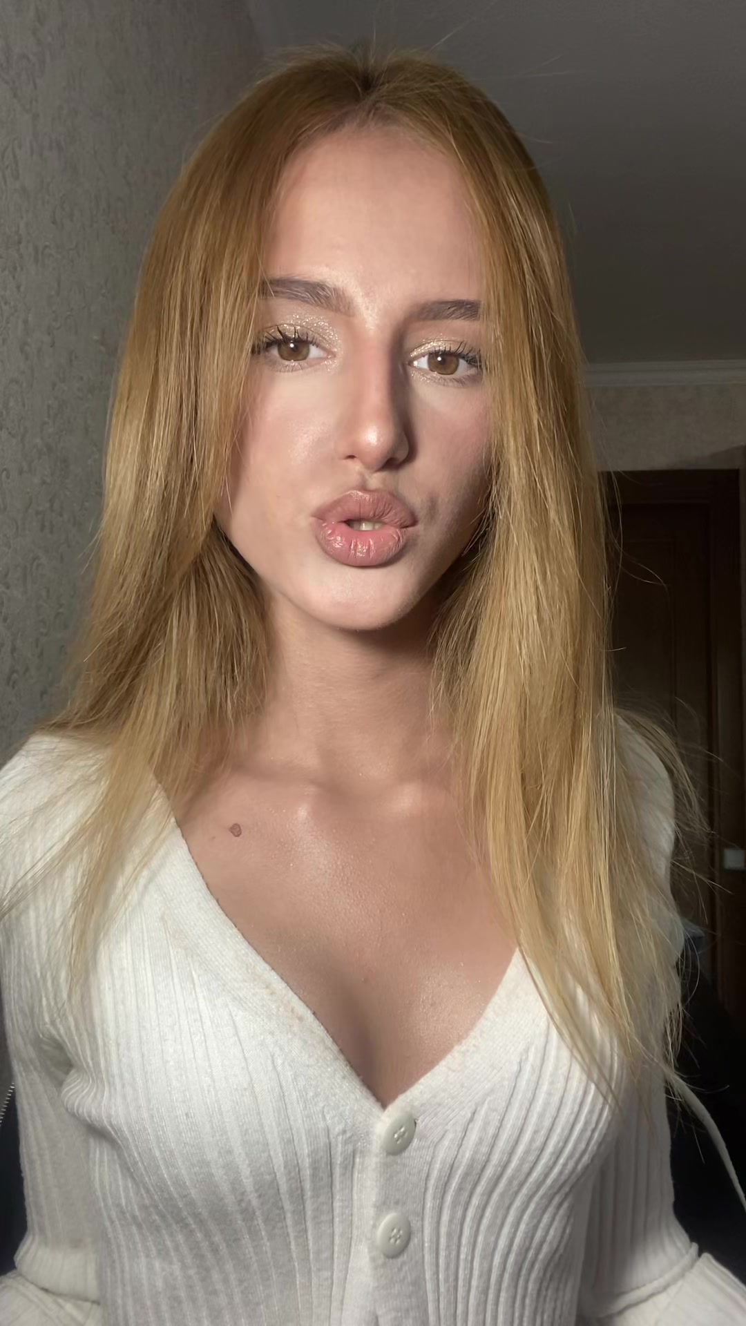 @gs.