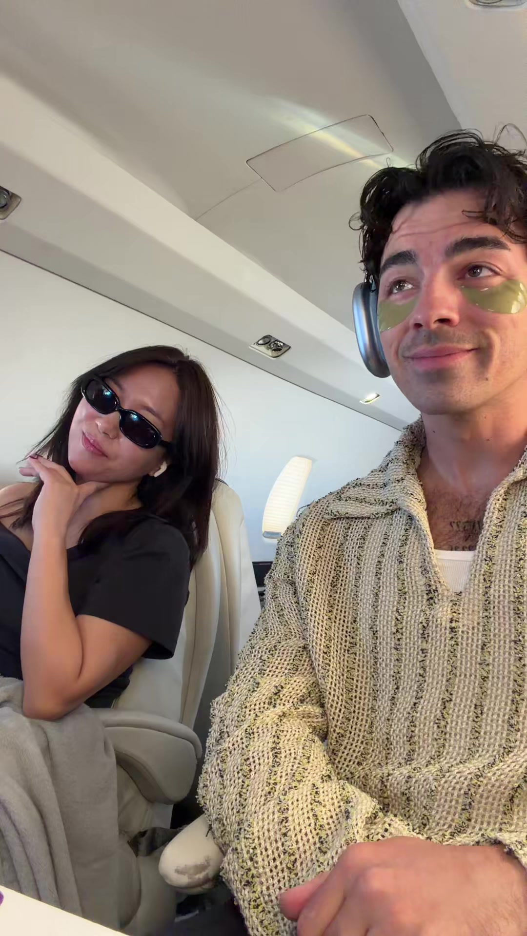 @joejonas