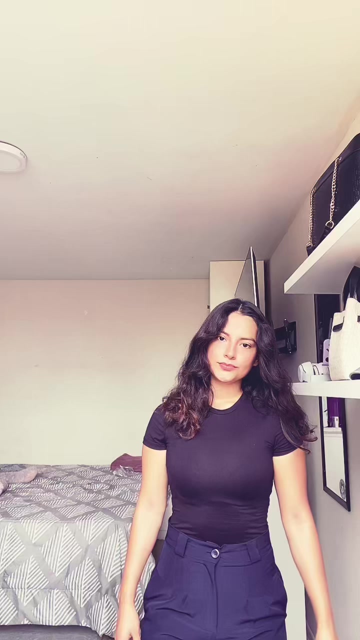 @Hisela0212