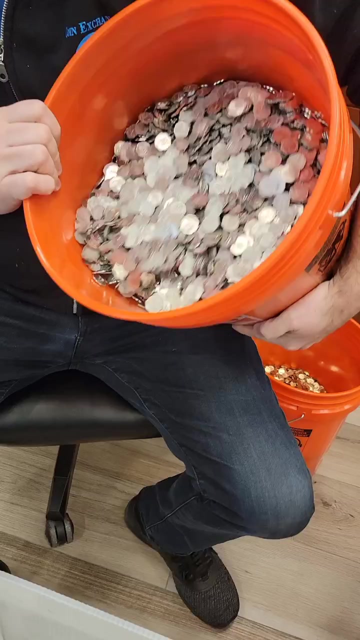 @Coins_and_currency