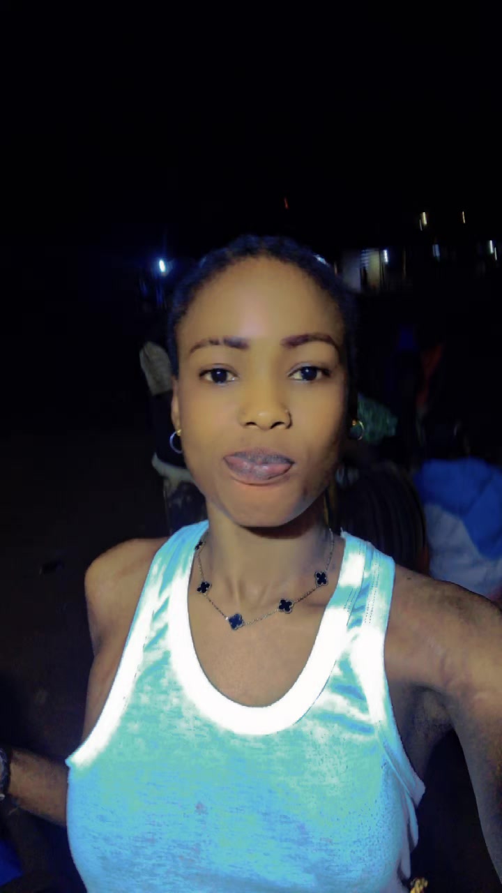 @DAOUDI YAA PRINCESSE d'amour b