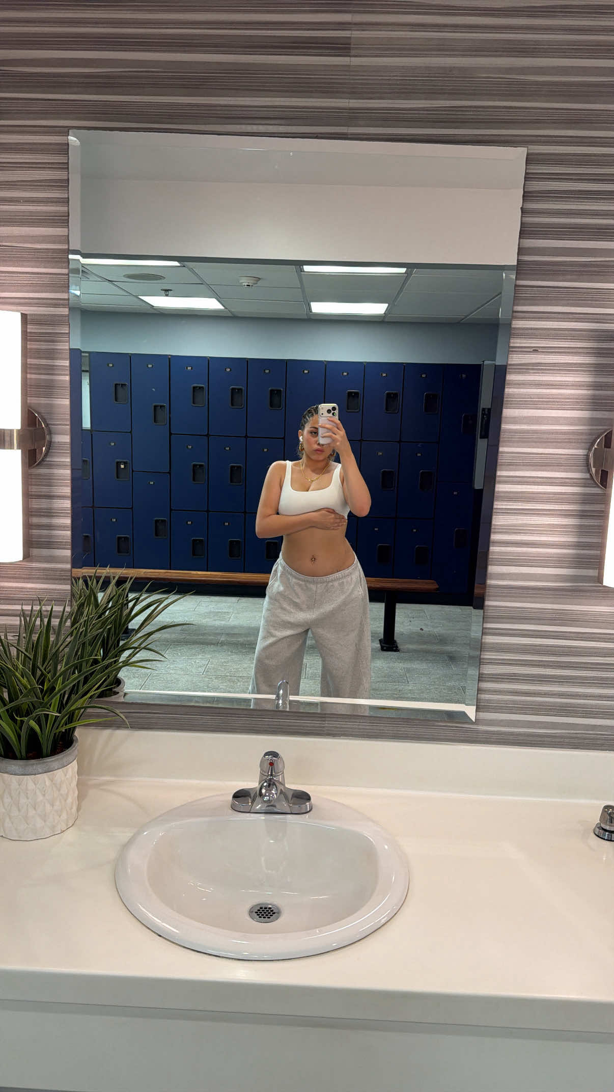 @camilajesurun