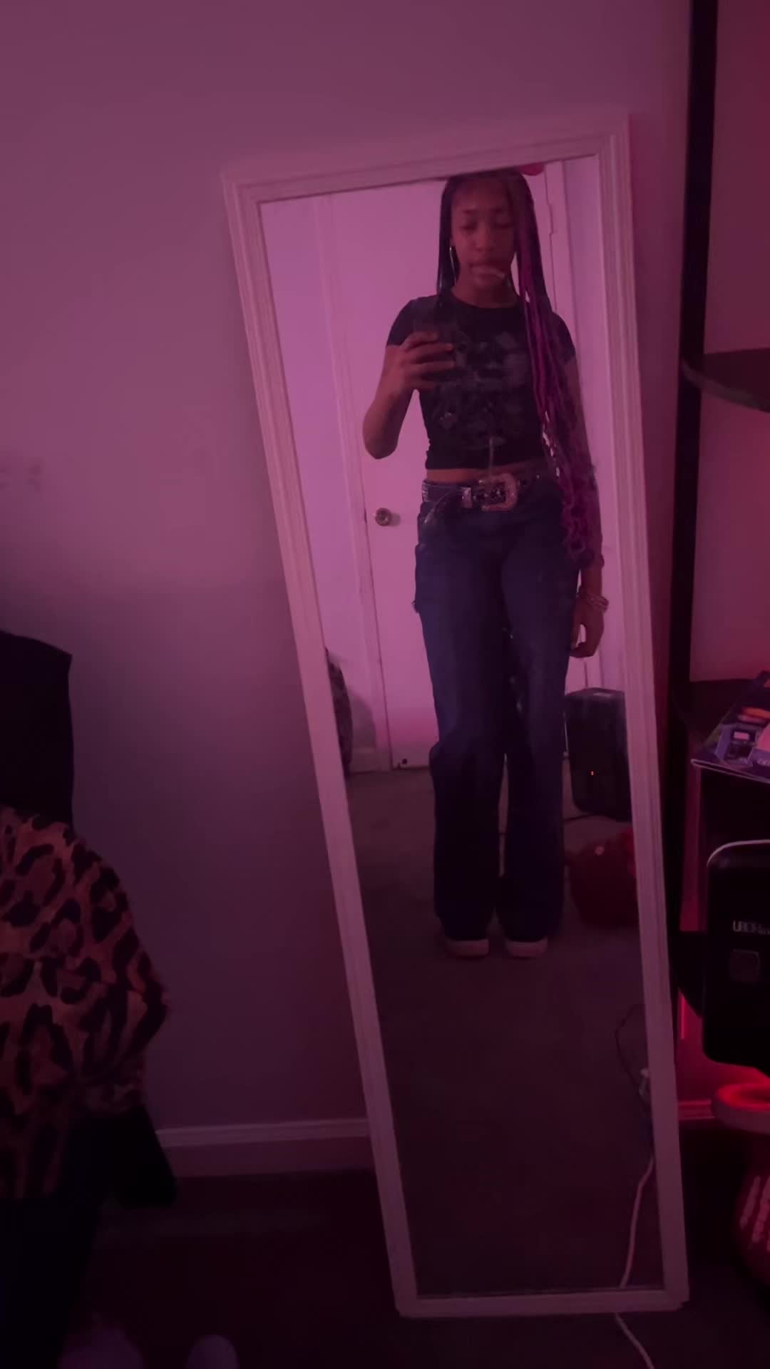 @🦎.