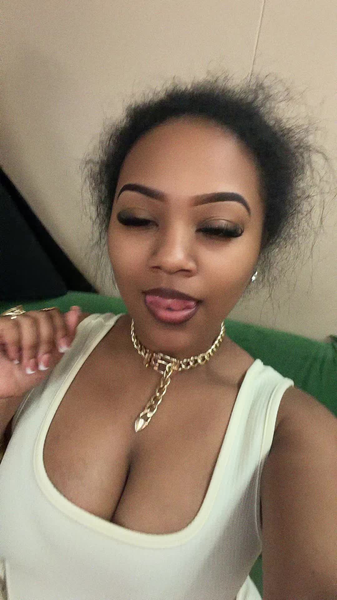 @imjusta5stargirl