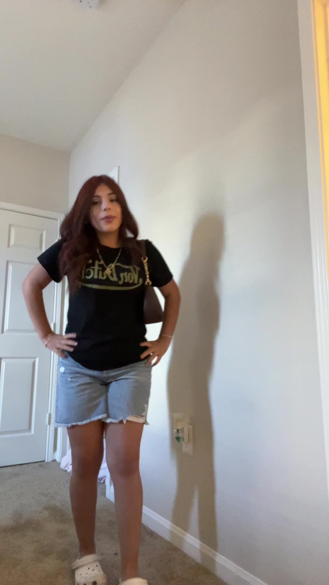 @Alondra.