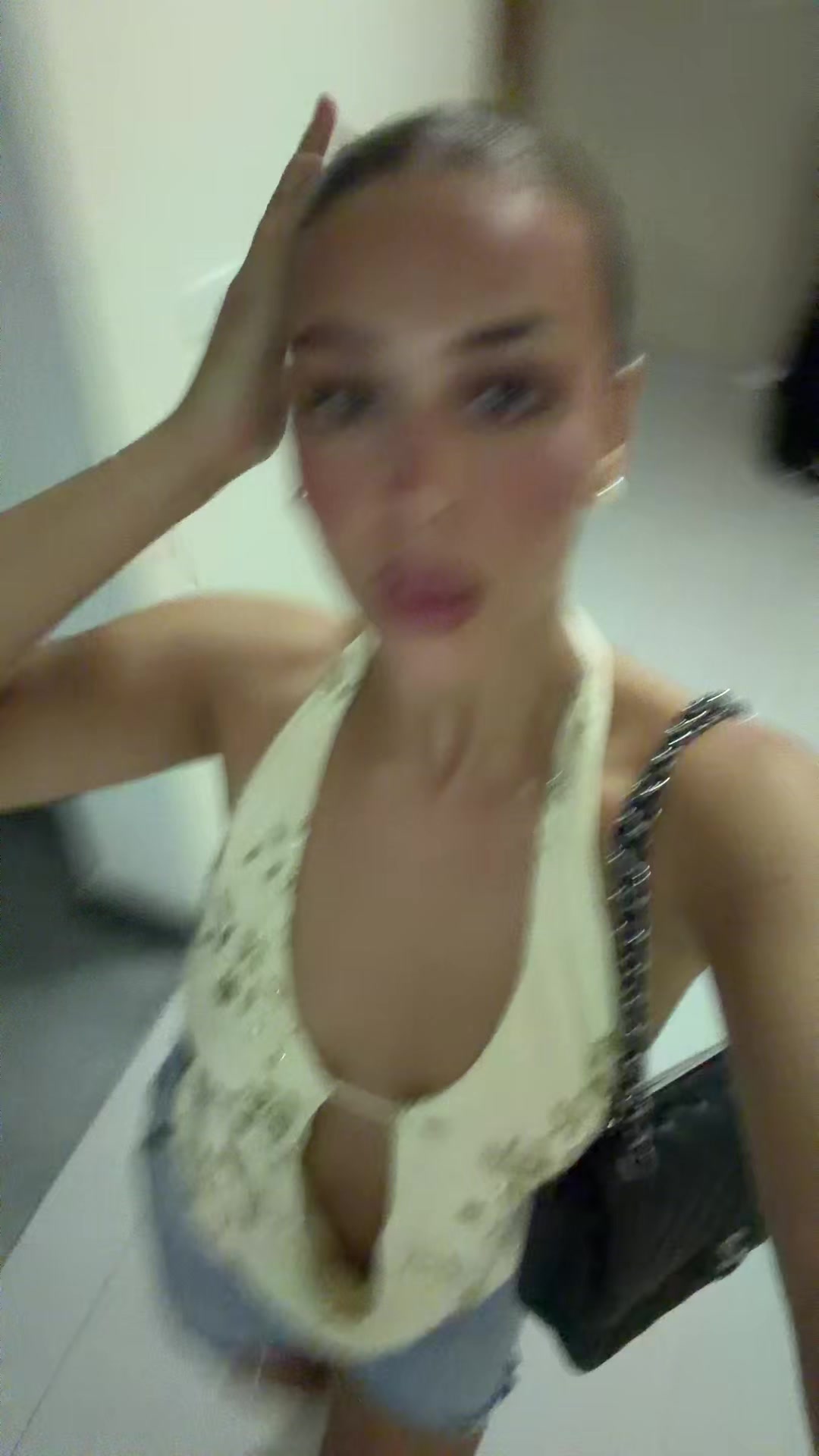 @Jojo