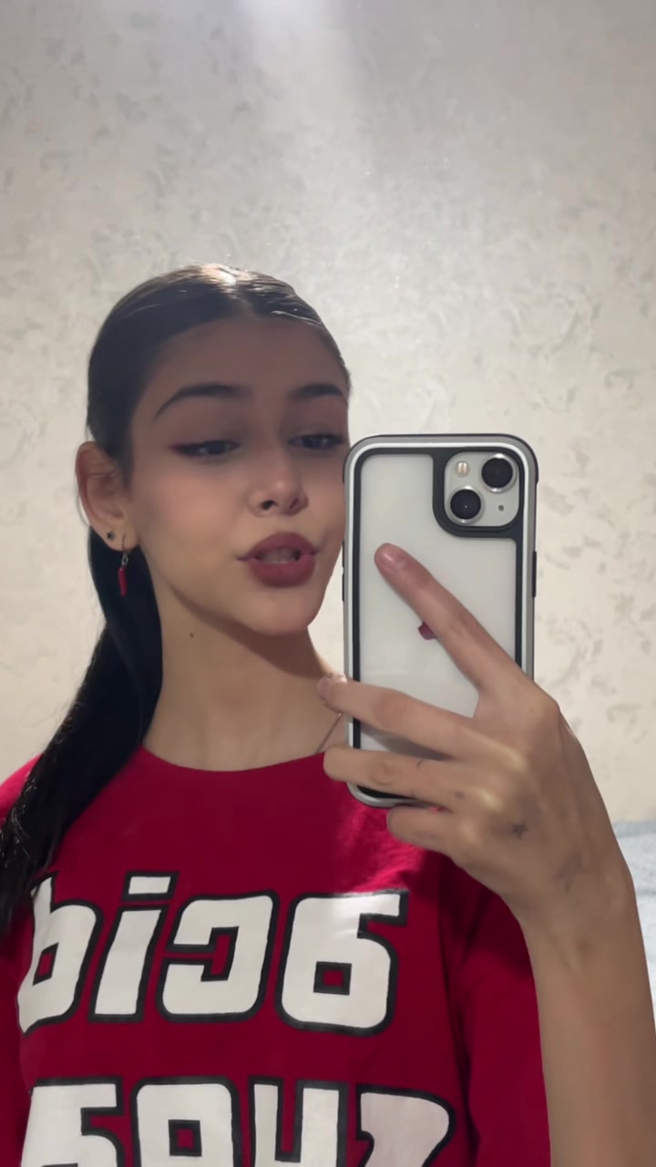 @elena_.mn