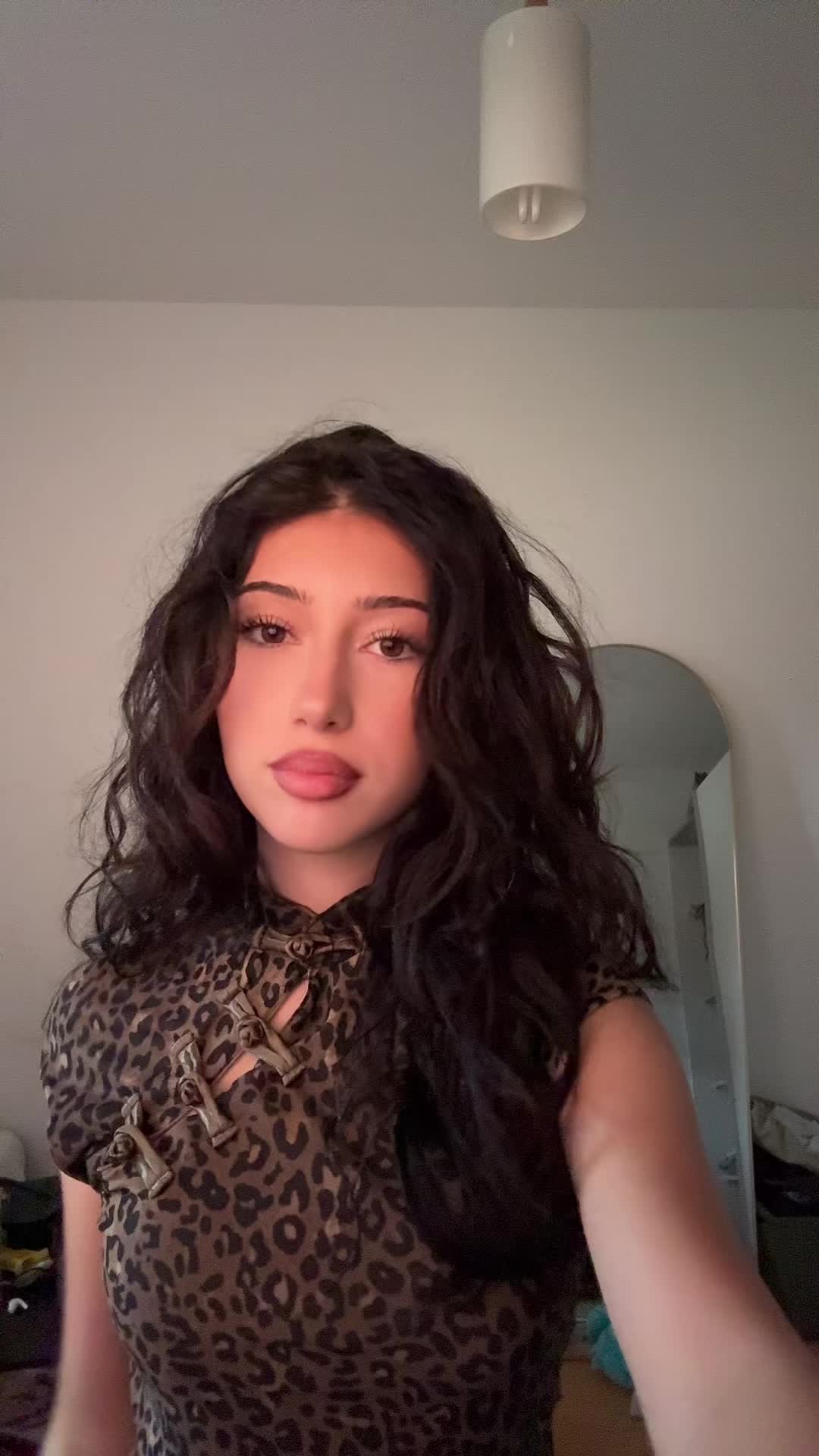 @Izabela🇦🇱