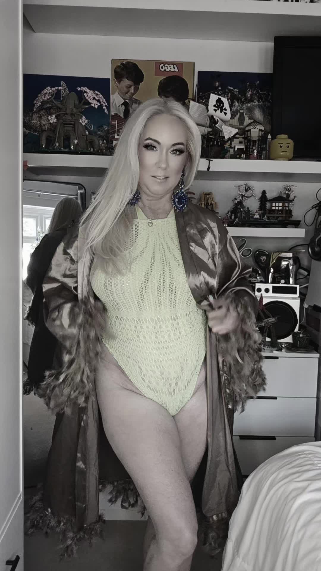 @Tonyaland12/naughtytonya12